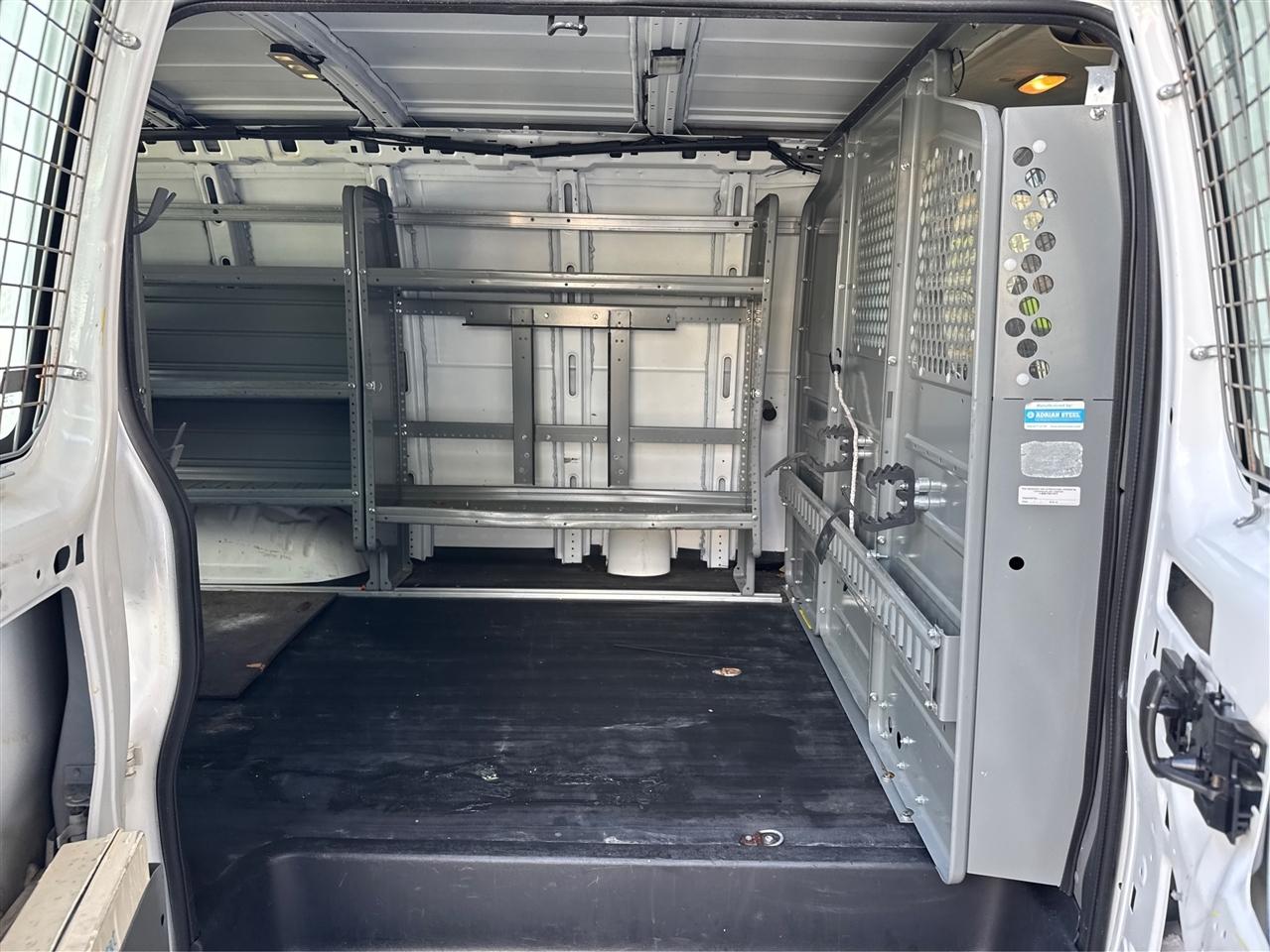Chevrolet Express Cargo Van RWD 2500 135" 2015