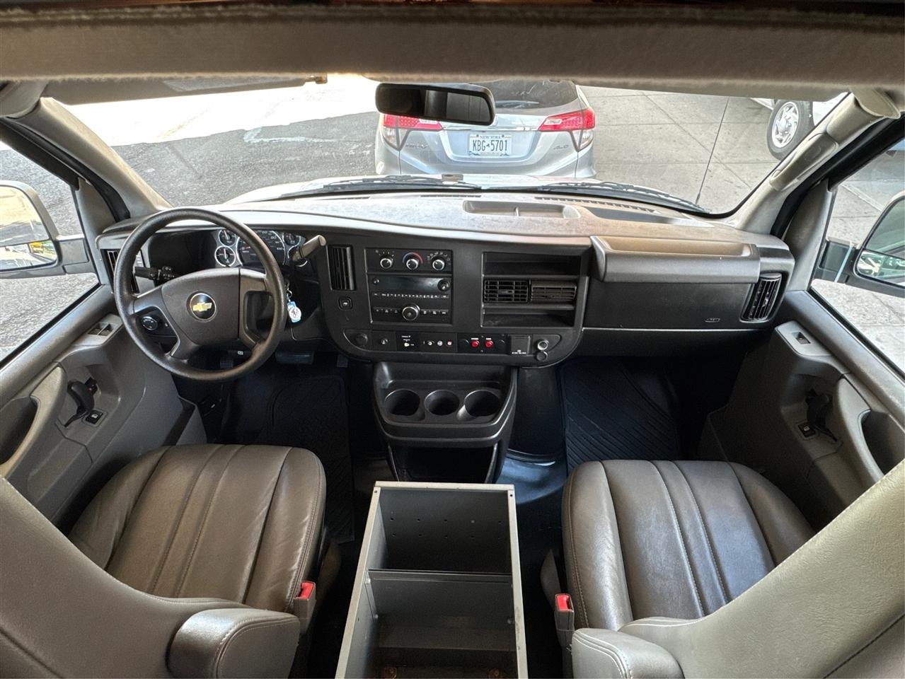 Chevrolet Express Cargo Van RWD 2500 135" 2015