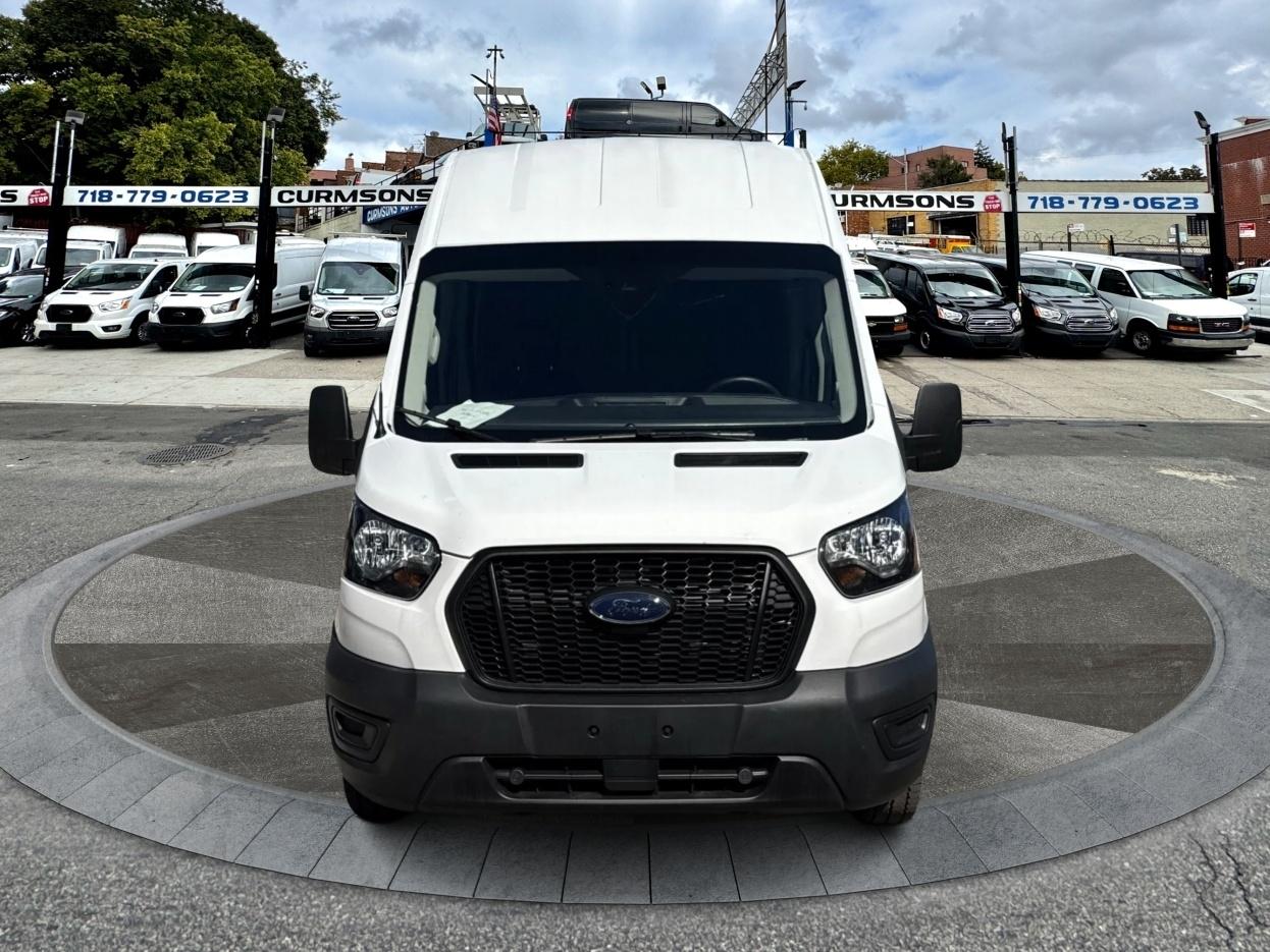 Ford Transit Cargo Van T-250 148" EL Hi Rf 9070 GVWR RWD 2025