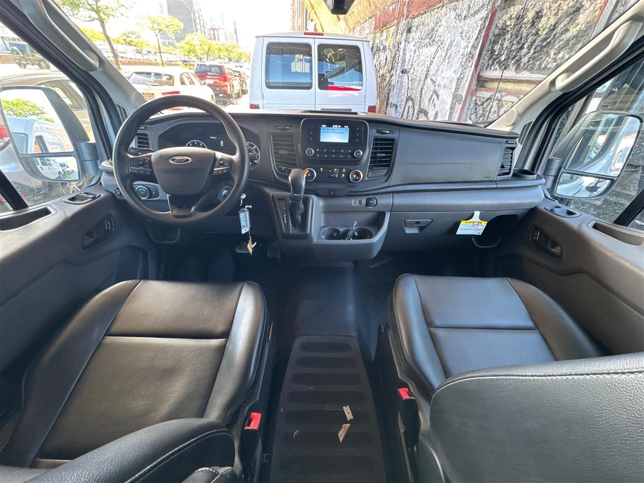 Ford Transit Cargo Van T-250 148" EL Hi Rf 9070 GVWR RWD 2025