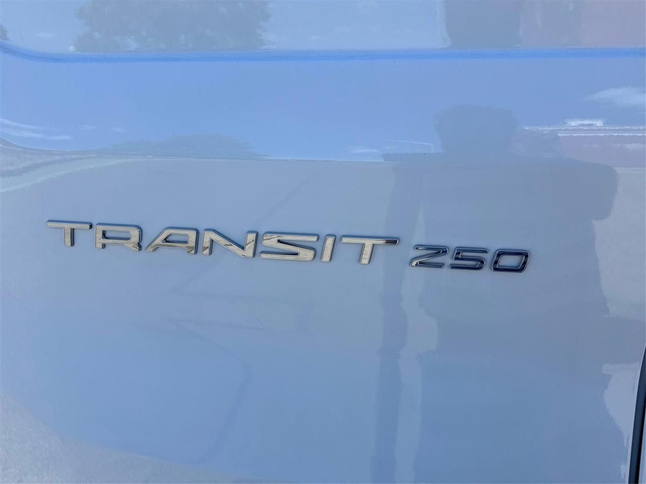 Ford Transit Cargo Van T-250 148" EL Hi Rf 9070 GVWR RWD 2025