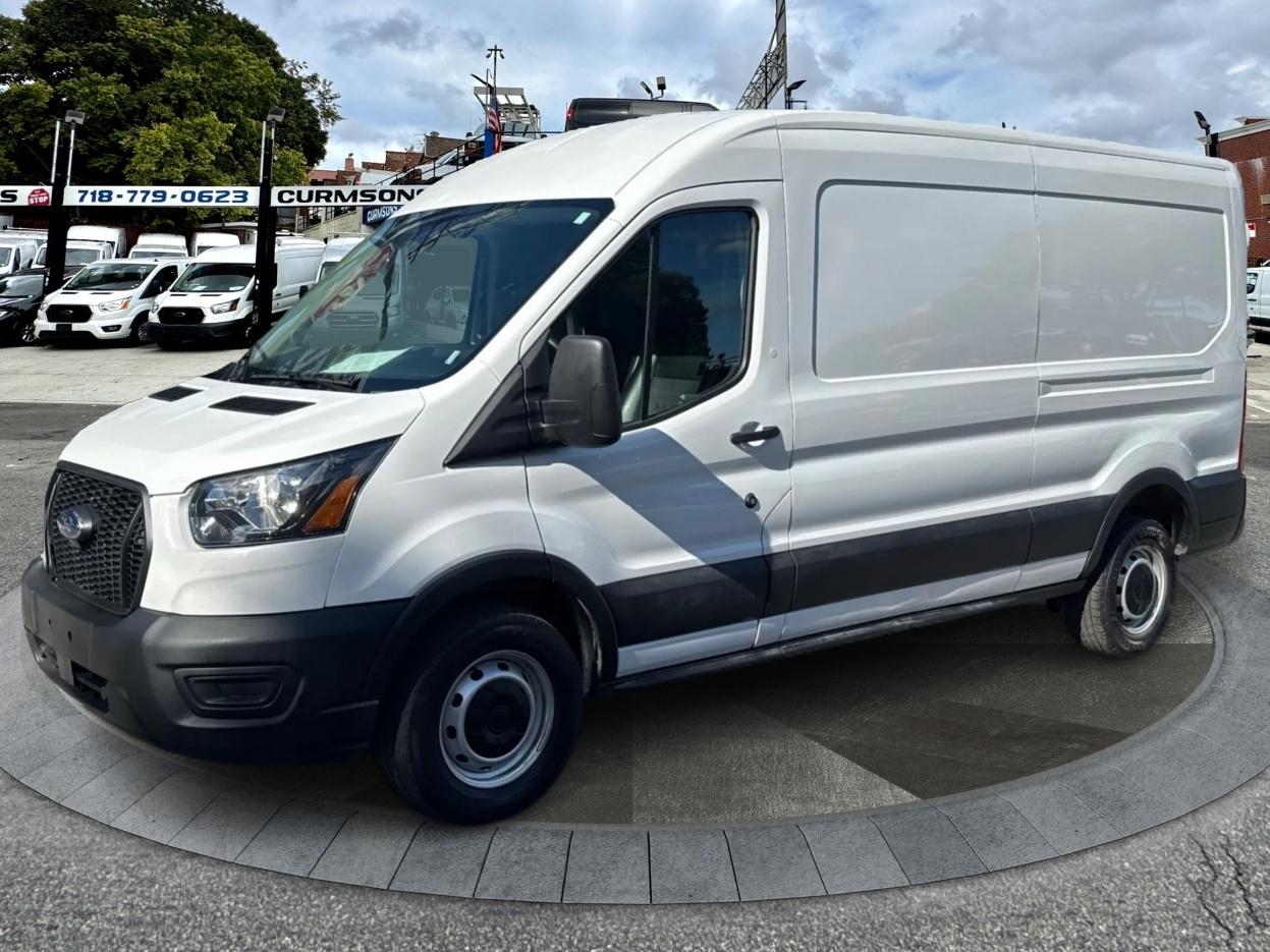 Ford Transit Cargo Van T-250 148" Med Rf 9070 GVWR RWD 2025