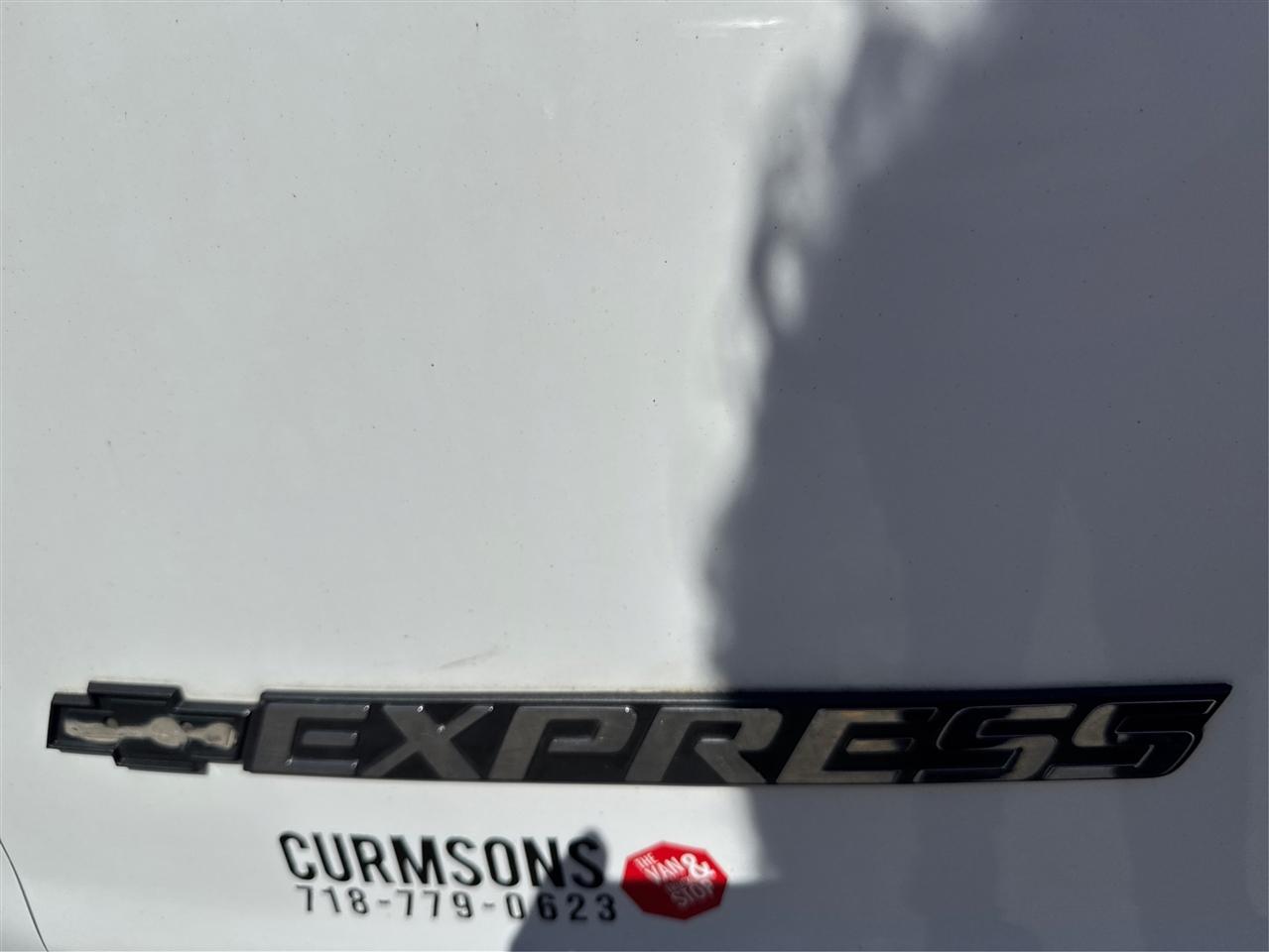 Chevrolet Express Cargo Van RWD 2500 135" 2017