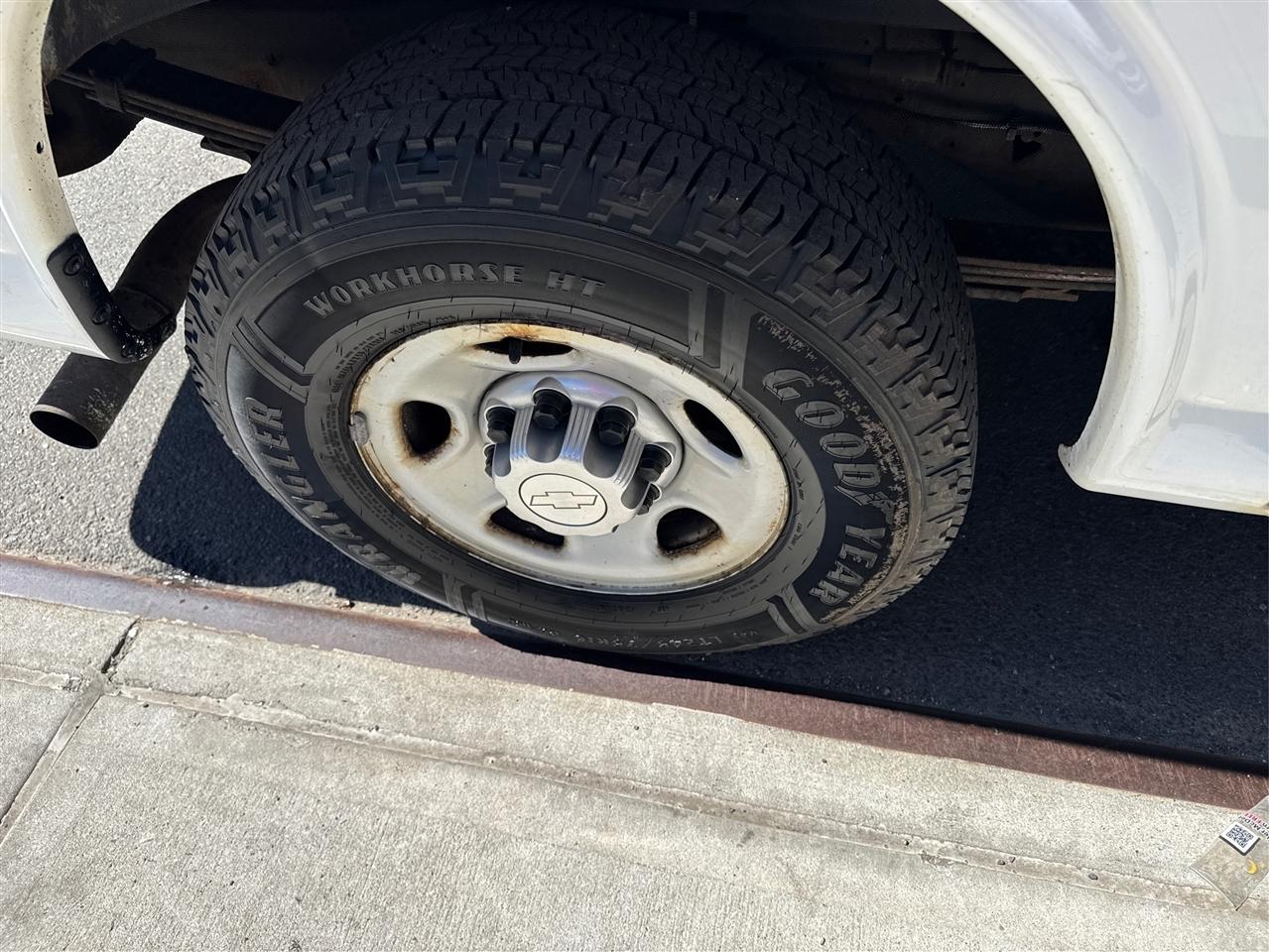 Chevrolet Express Cargo Van RWD 2500 135" 2017