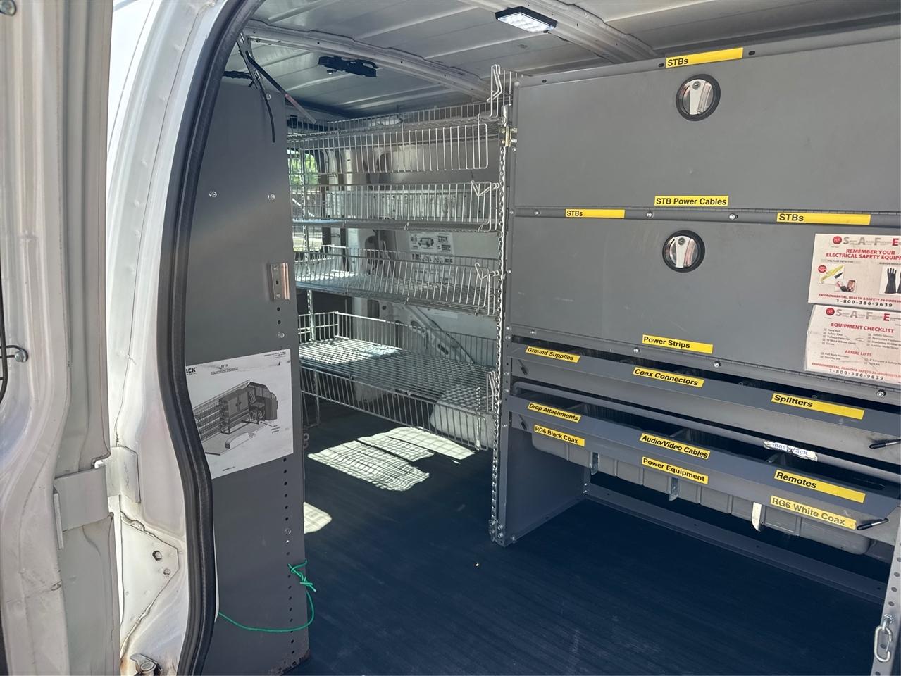 Chevrolet Express Cargo Van RWD 2500 135" 2017