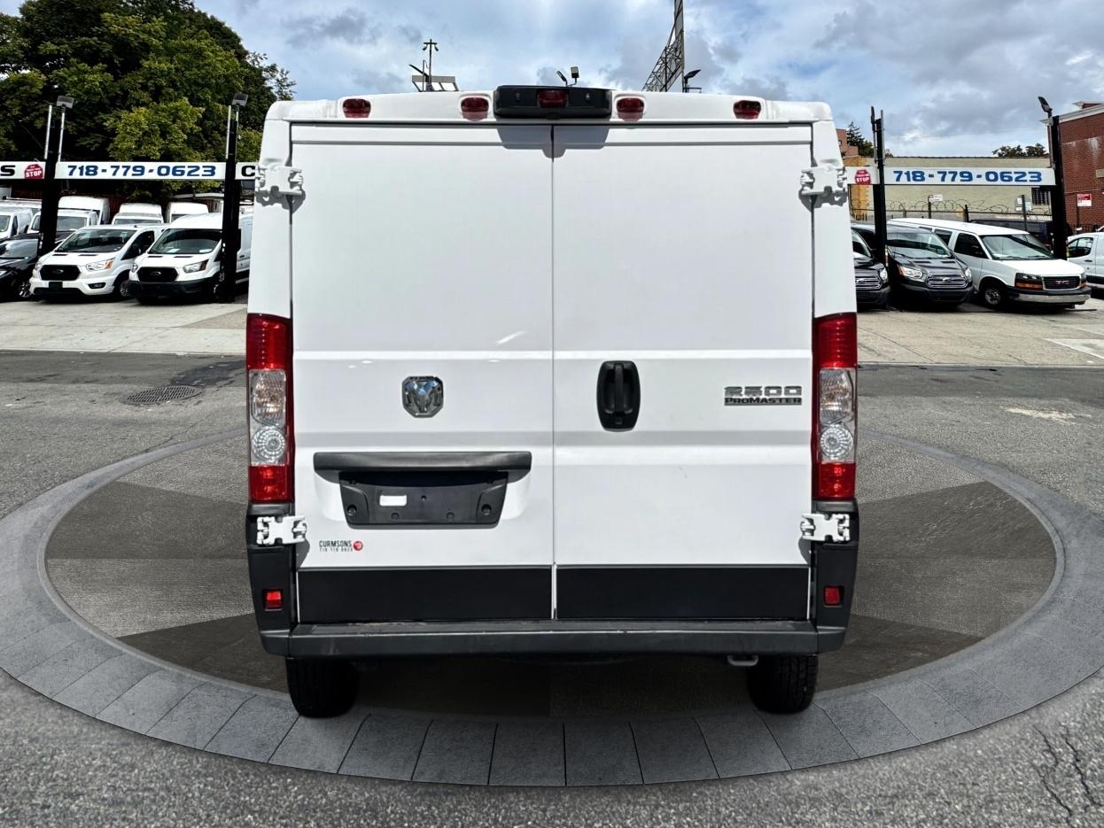 RAM ProMaster Cargo Van Tradesman 2500 Low Roof 136" WB w/Pass Seat 2025