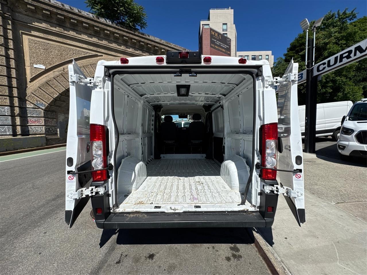 RAM ProMaster Cargo Van Tradesman 2500 Low Roof 136" WB w/Pass Seat 2025