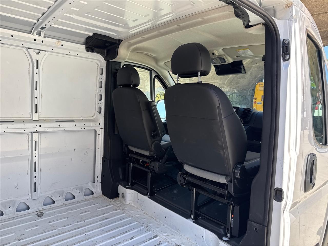 RAM ProMaster Cargo Van Tradesman 2500 Low Roof 136" WB w/Pass Seat 2025