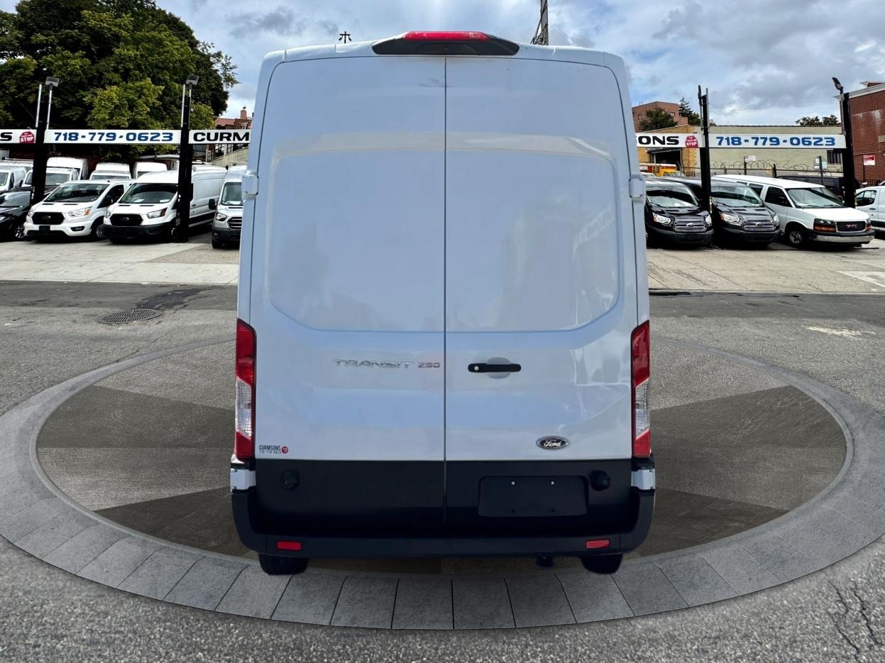Ford Transit Cargo Van T-250 148" Hi Rf 9070 GVWR RWD 2021