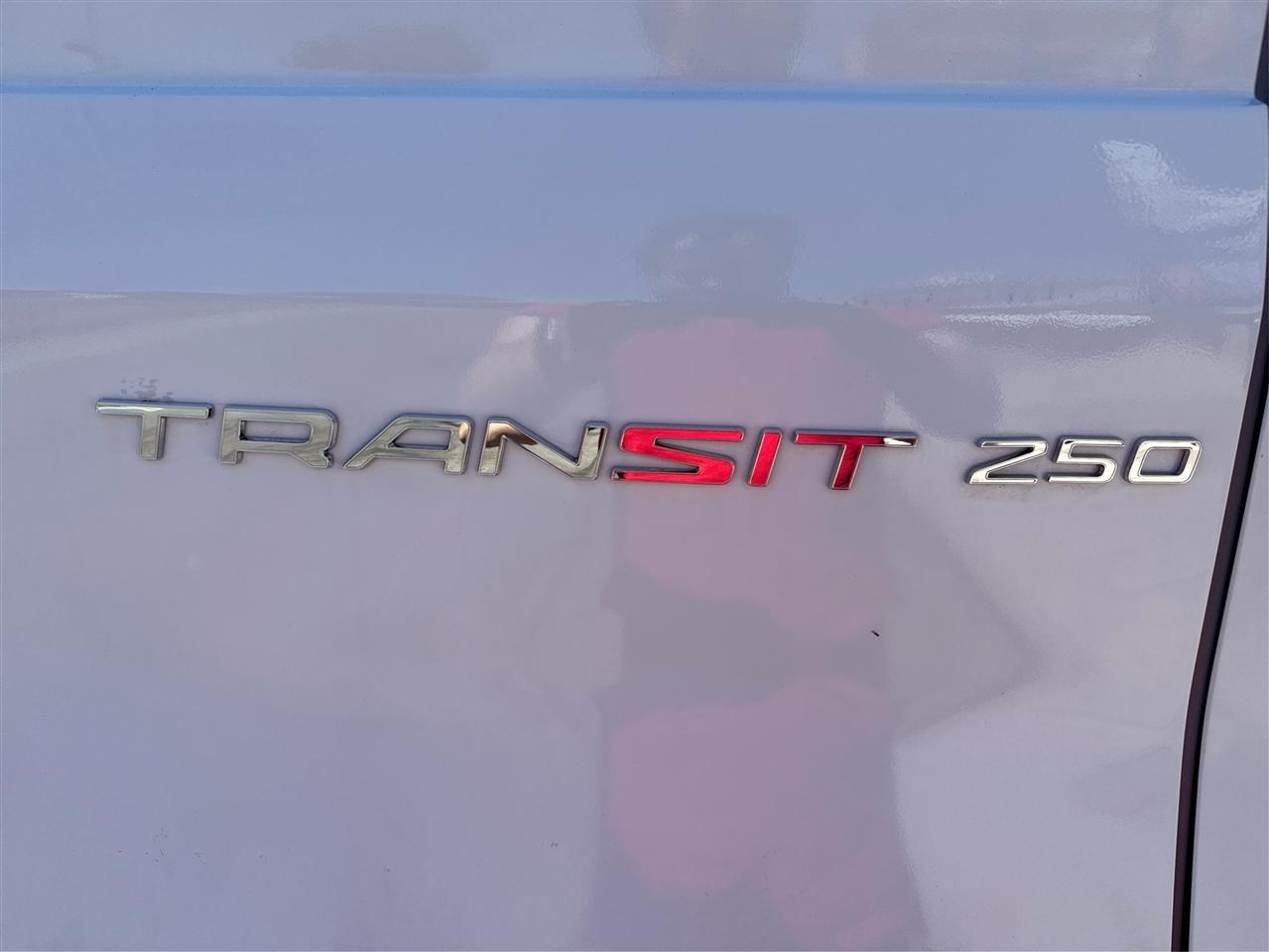 Ford Transit Cargo Van T-250 148" Hi Rf 9070 GVWR RWD 2021
