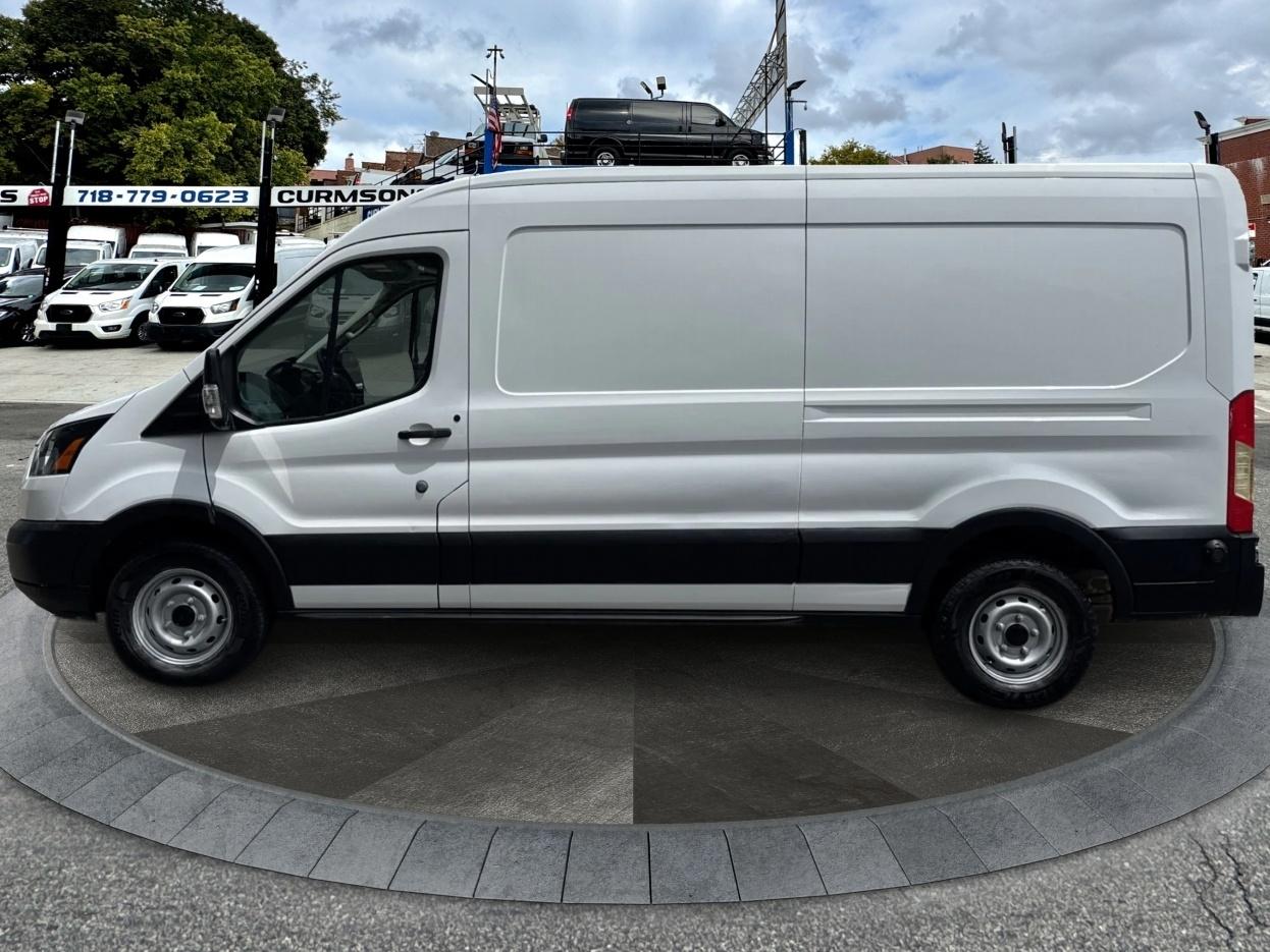 Ford Transit Van T-150 148" Med Rf 8600 GVWR Sliding RH Dr 2019