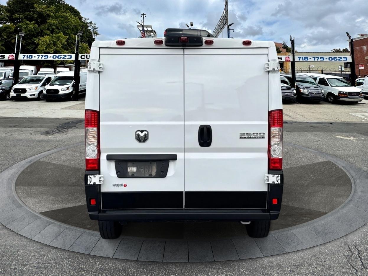 RAM ProMaster Cargo Van Tradesman 2500 Low Roof 136" WB w/Pass Seat 2025