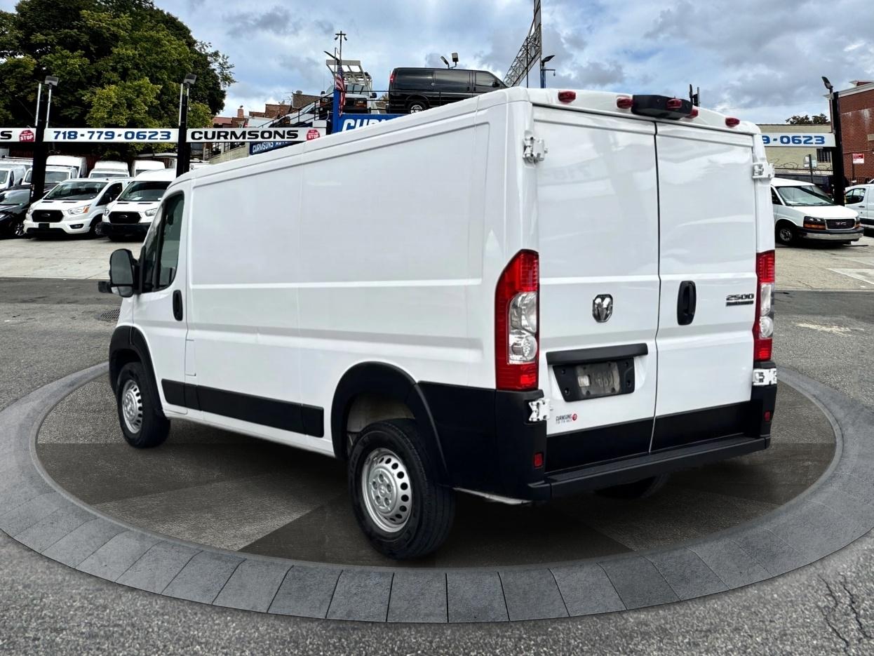 RAM ProMaster Cargo Van Tradesman 2500 Low Roof 136" WB w/Pass Seat 2025