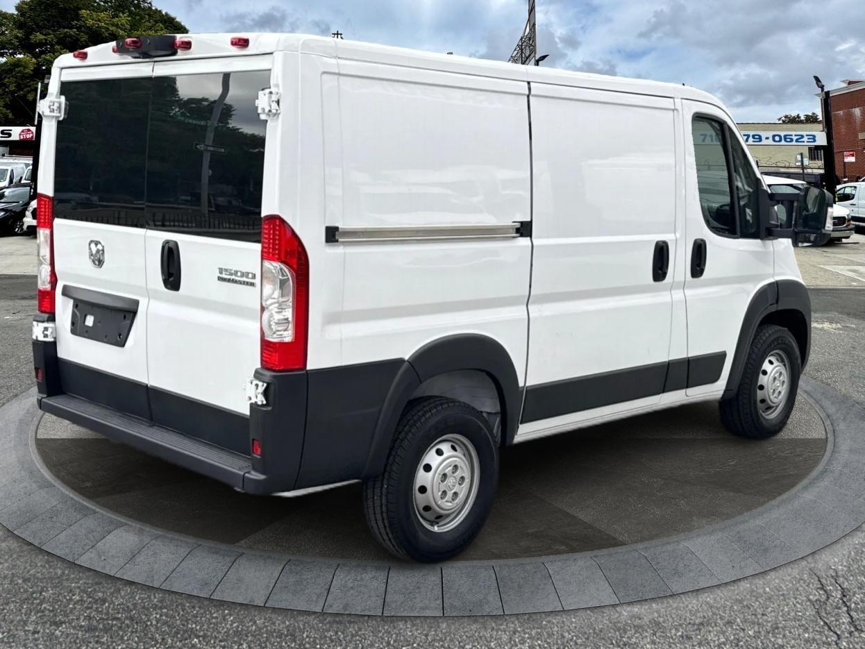 RAM ProMaster Cargo Van 1500 Low Roof 118" WB 2023