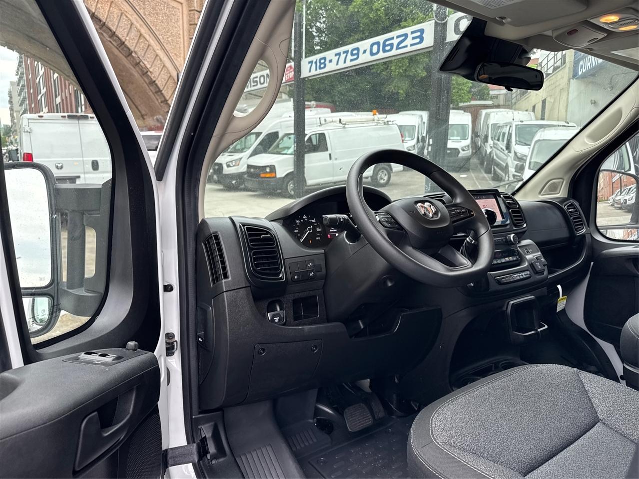 RAM ProMaster Cargo Van 1500 Low Roof 118" WB 2023
