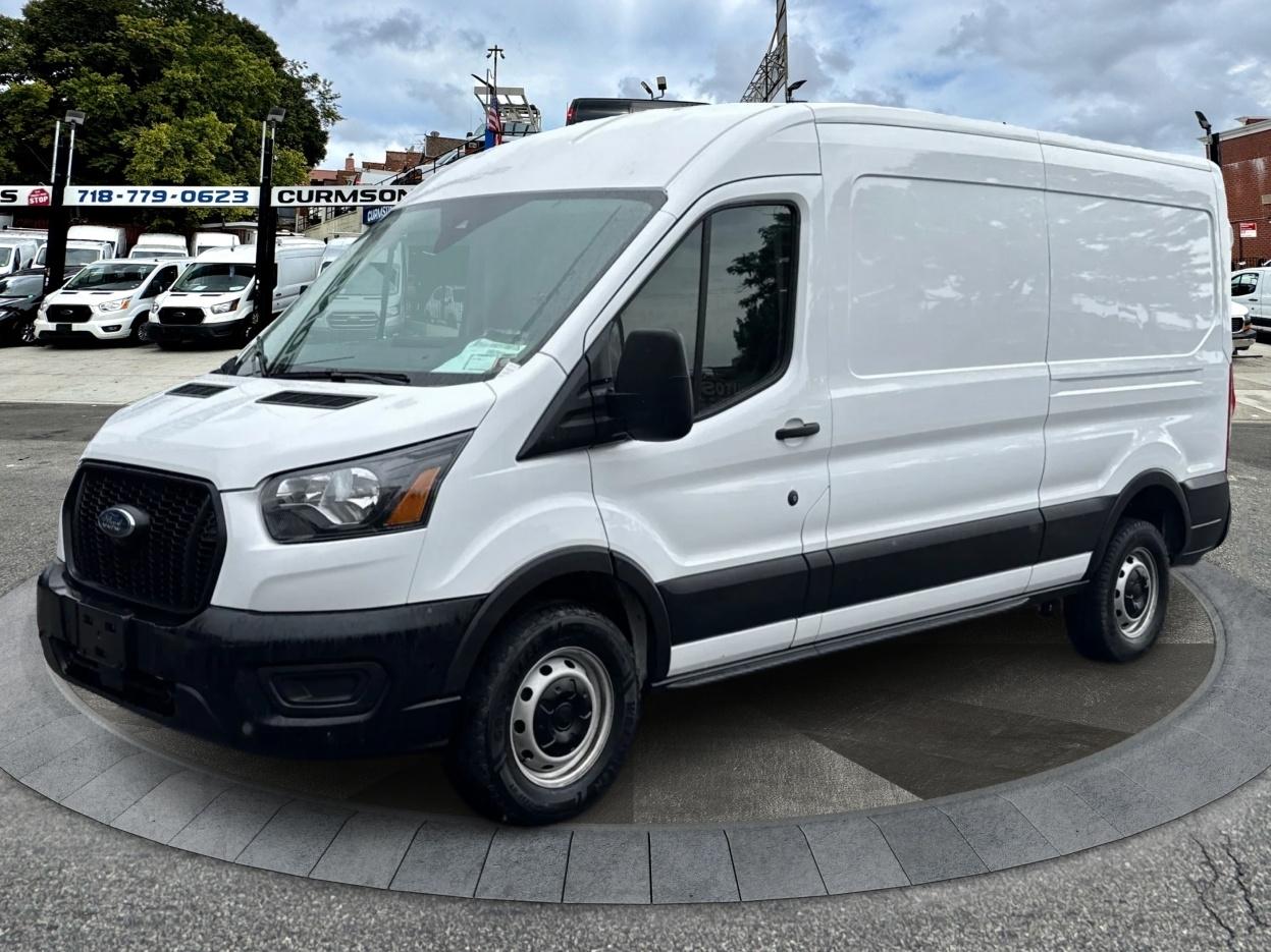 Ford Transit Cargo Van T-250 130" Med Rf 9070 GVWR RWD 2023