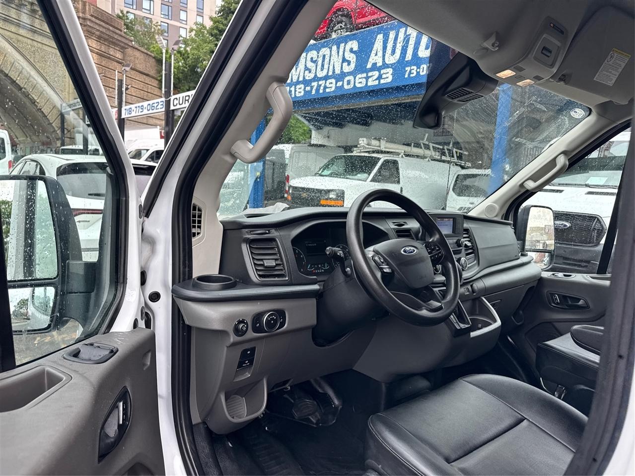 Ford Transit Cargo Van T-250 130" Med Rf 9070 GVWR RWD 2023