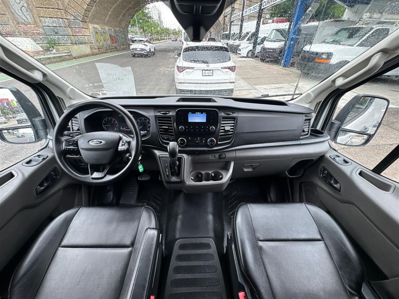 Ford Transit Cargo Van T-250 130" Med Rf 9070 GVWR RWD 2023