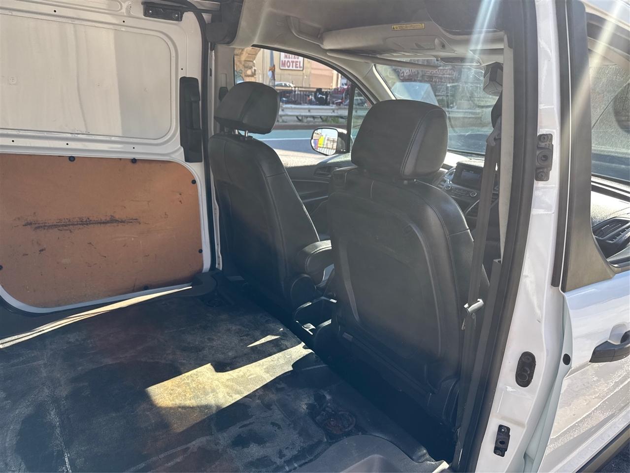 Ford Transit Connect Van XL LWB w/Rear Symmetrical Doors 2020