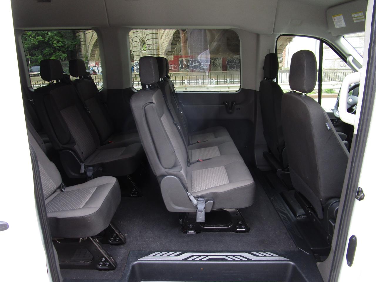 Ford Transit Passenger Wagon T-350 148" Med Roof XLT RWD 2026