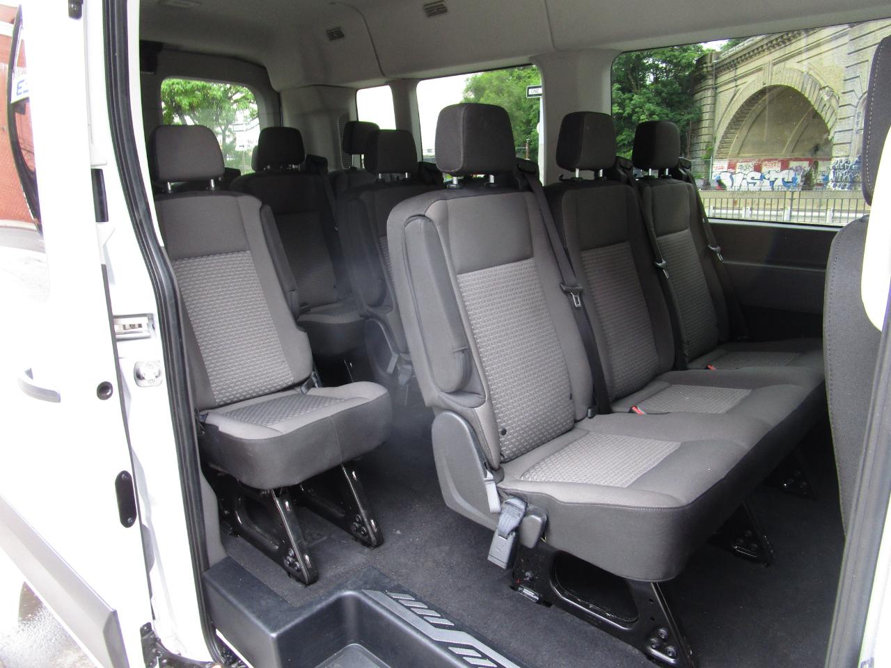 Ford Transit Passenger Wagon T-350 148" Med Roof XLT RWD 2026