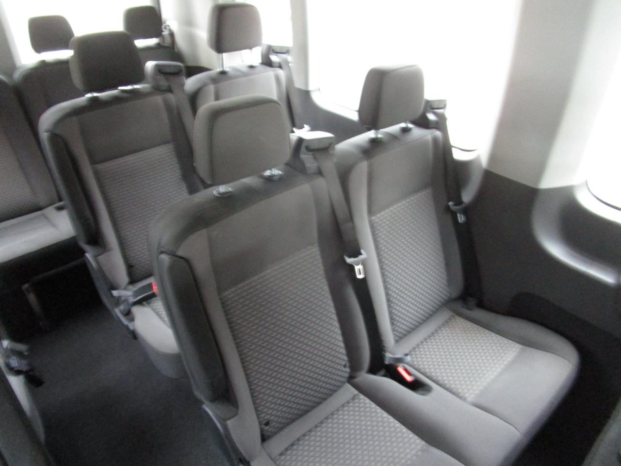 Ford Transit Passenger Wagon T-350 148" Med Roof XLT RWD 2026