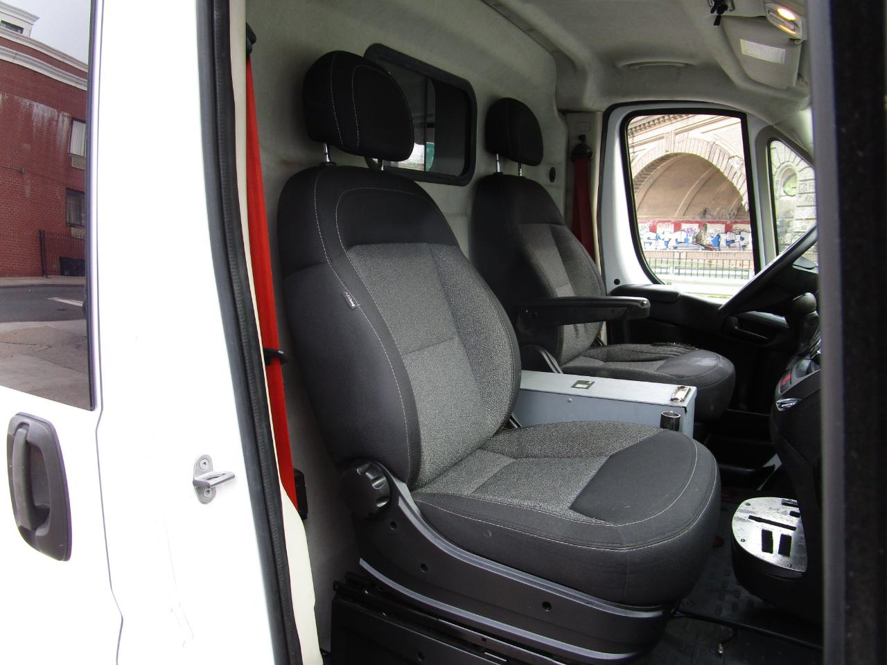 RAM ProMaster Cargo Van 2500 High Roof 136" WB 2018