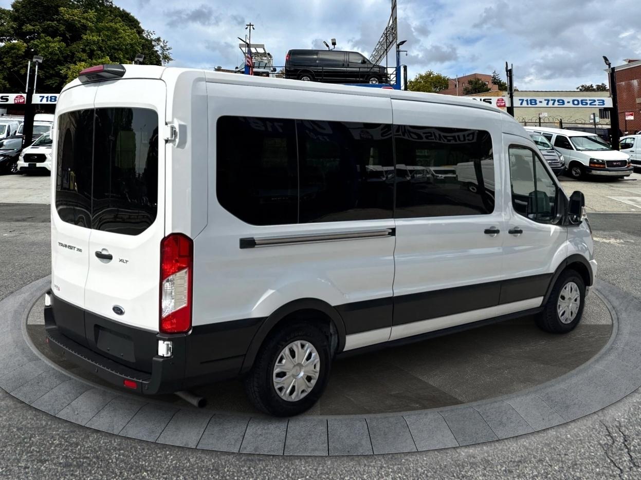 Ford Transit Passenger Wagon T-350 148" Med Roof XLT RWD 2025