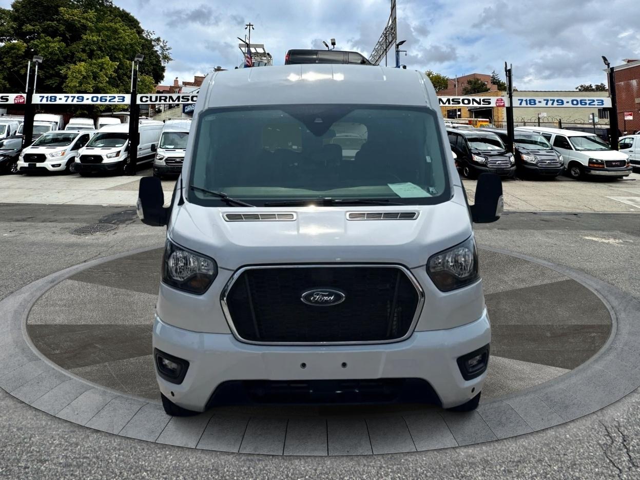 Ford Transit Passenger Wagon T-350 148" Med Roof XLT RWD 2025