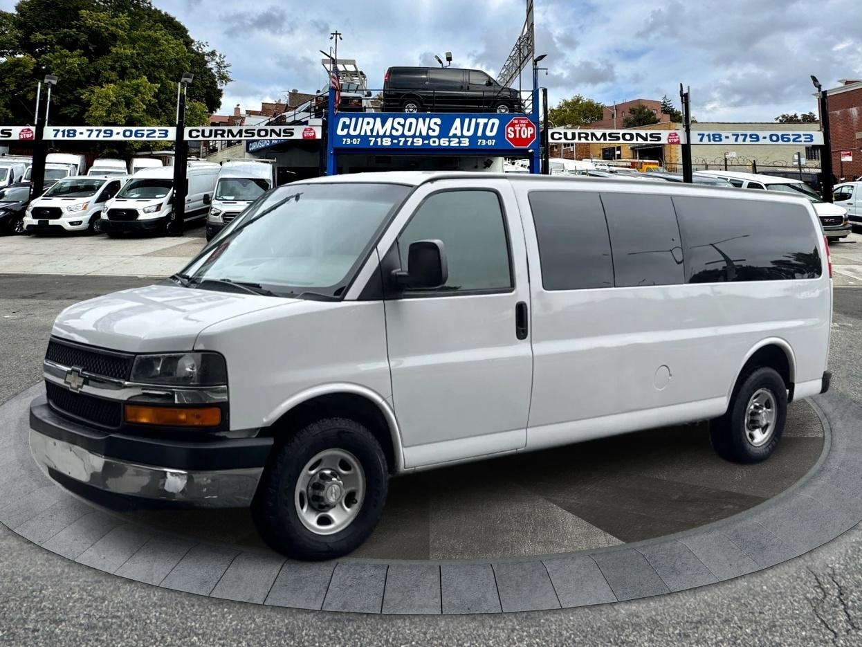 Chevrolet Express Passenger RWD 3500 155" 2008