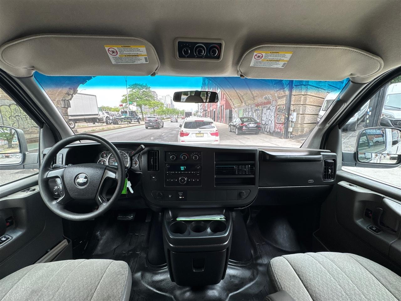 Chevrolet Express Passenger RWD 3500 155" 2008