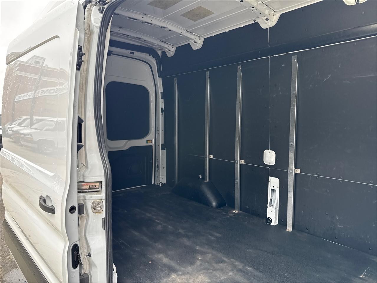 Ford Transit Cargo Van T-250 148" Hi Rf 9070 GVWR RWD 2021
