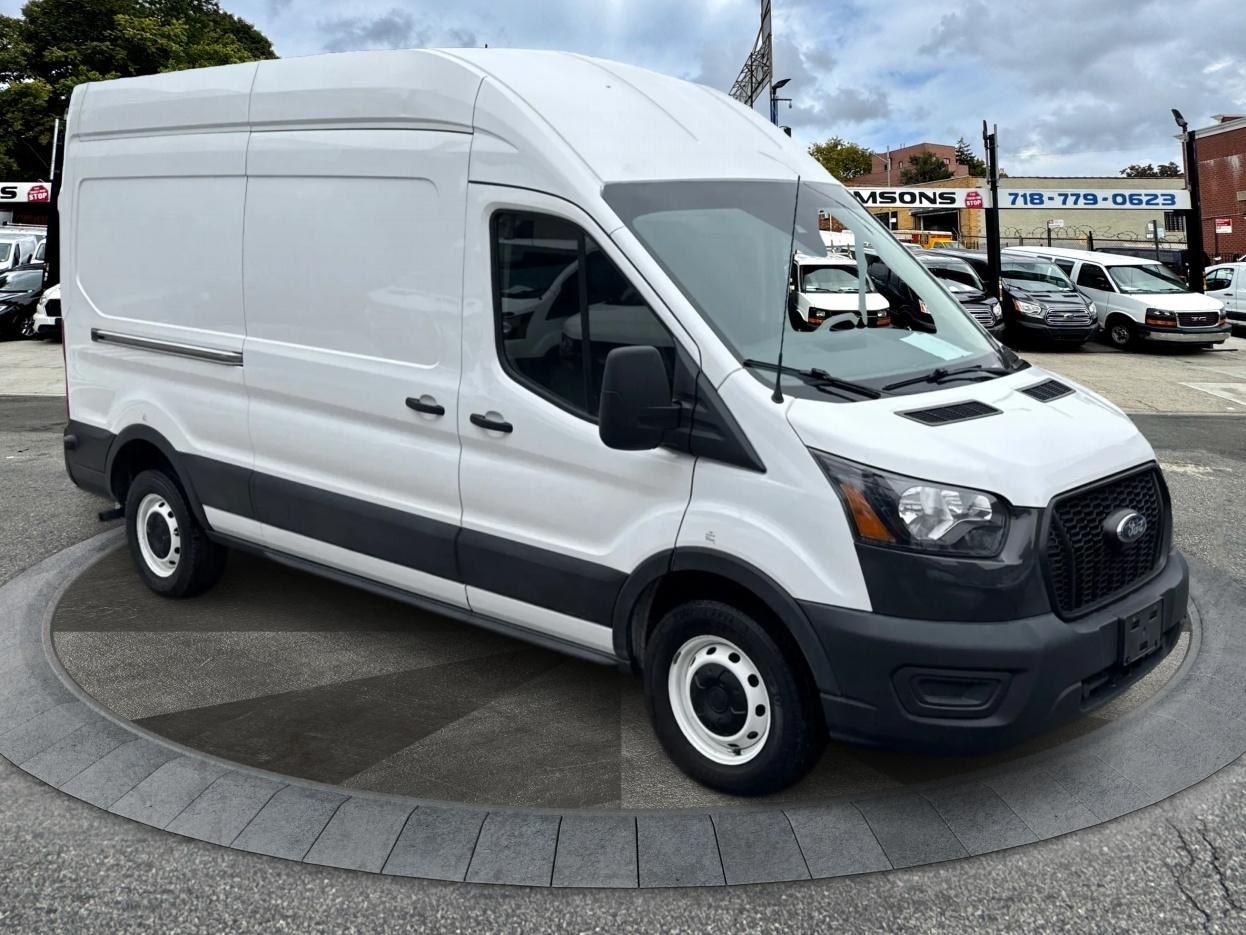 2022 Ford Transit Cargo Van T-250 148" Hi Rf 9070 GVWR RWD