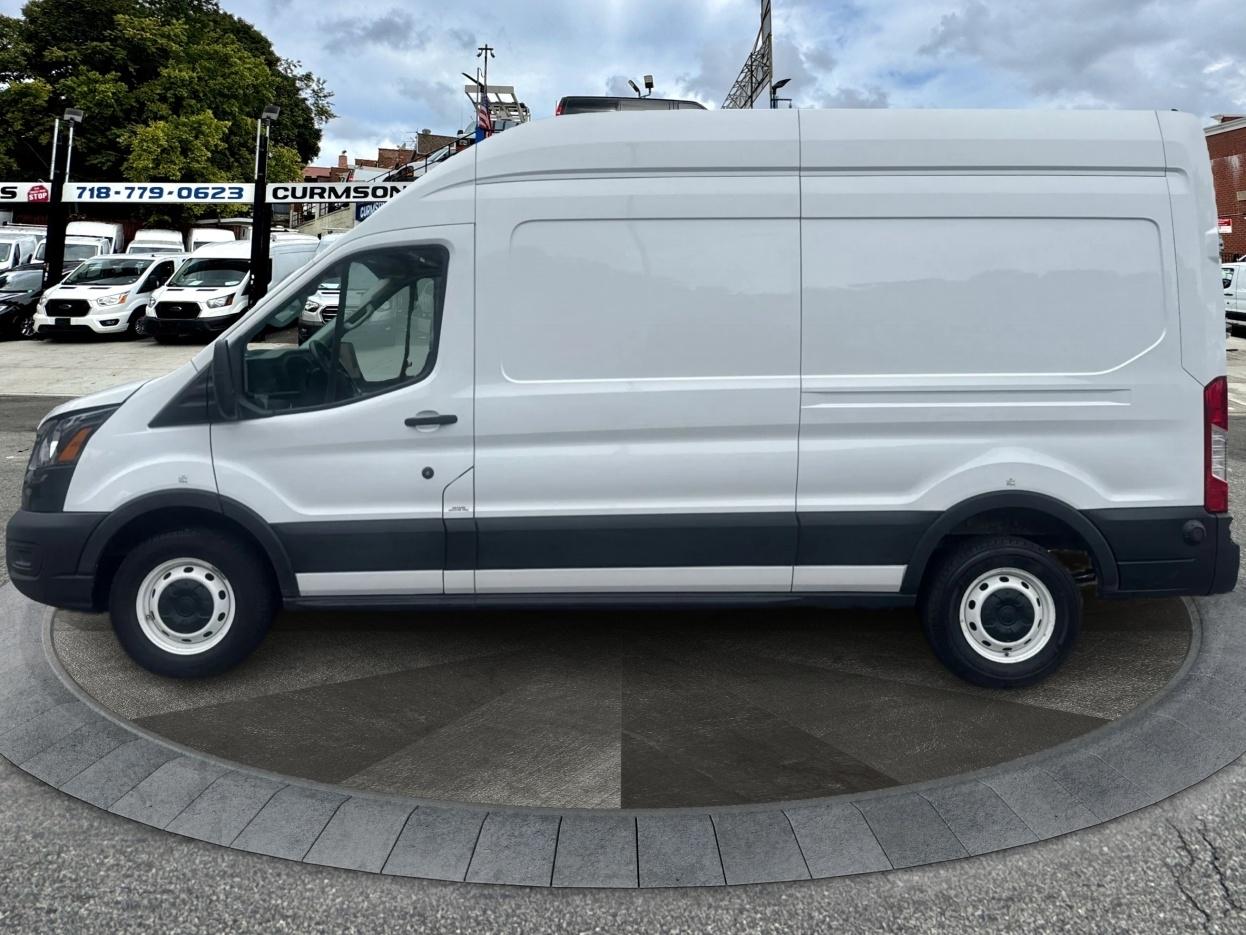 Ford Transit Cargo Van T-250 148" Hi Rf 9070 GVWR RWD 2022