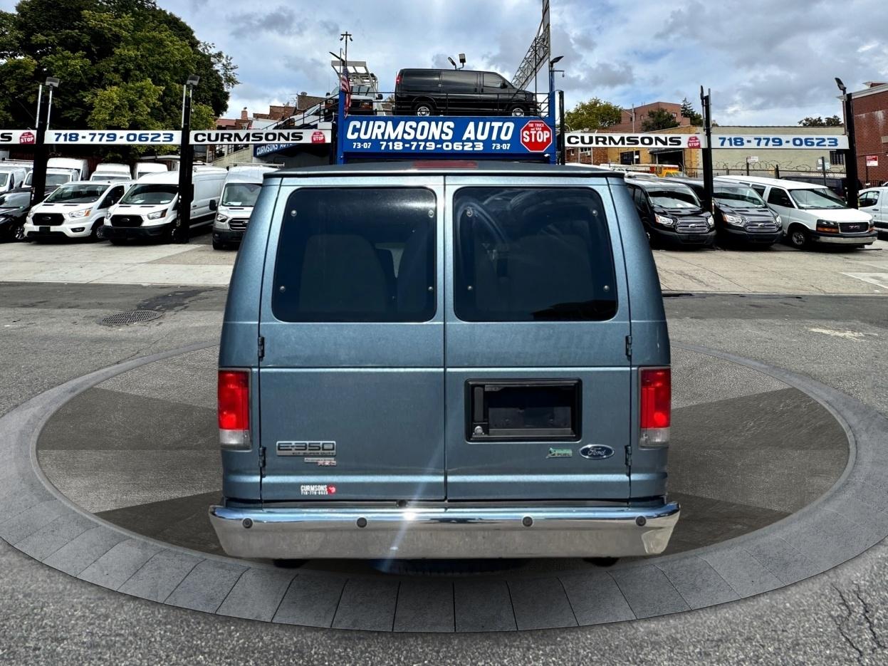 Ford Econoline Wagon E-350 Super Duty Ext XLT 2014