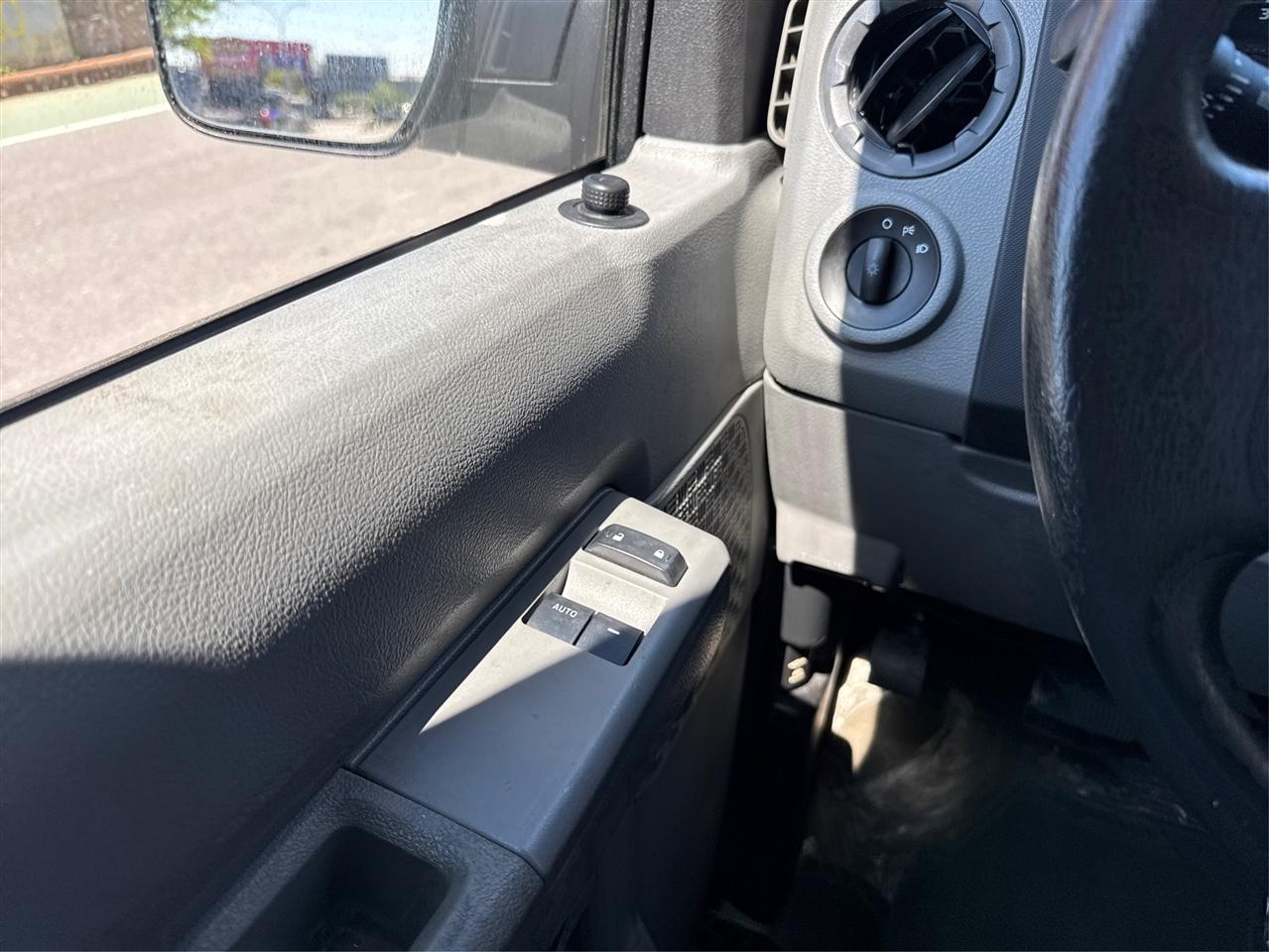Ford Econoline Wagon E-350 Super Duty Ext XLT 2014