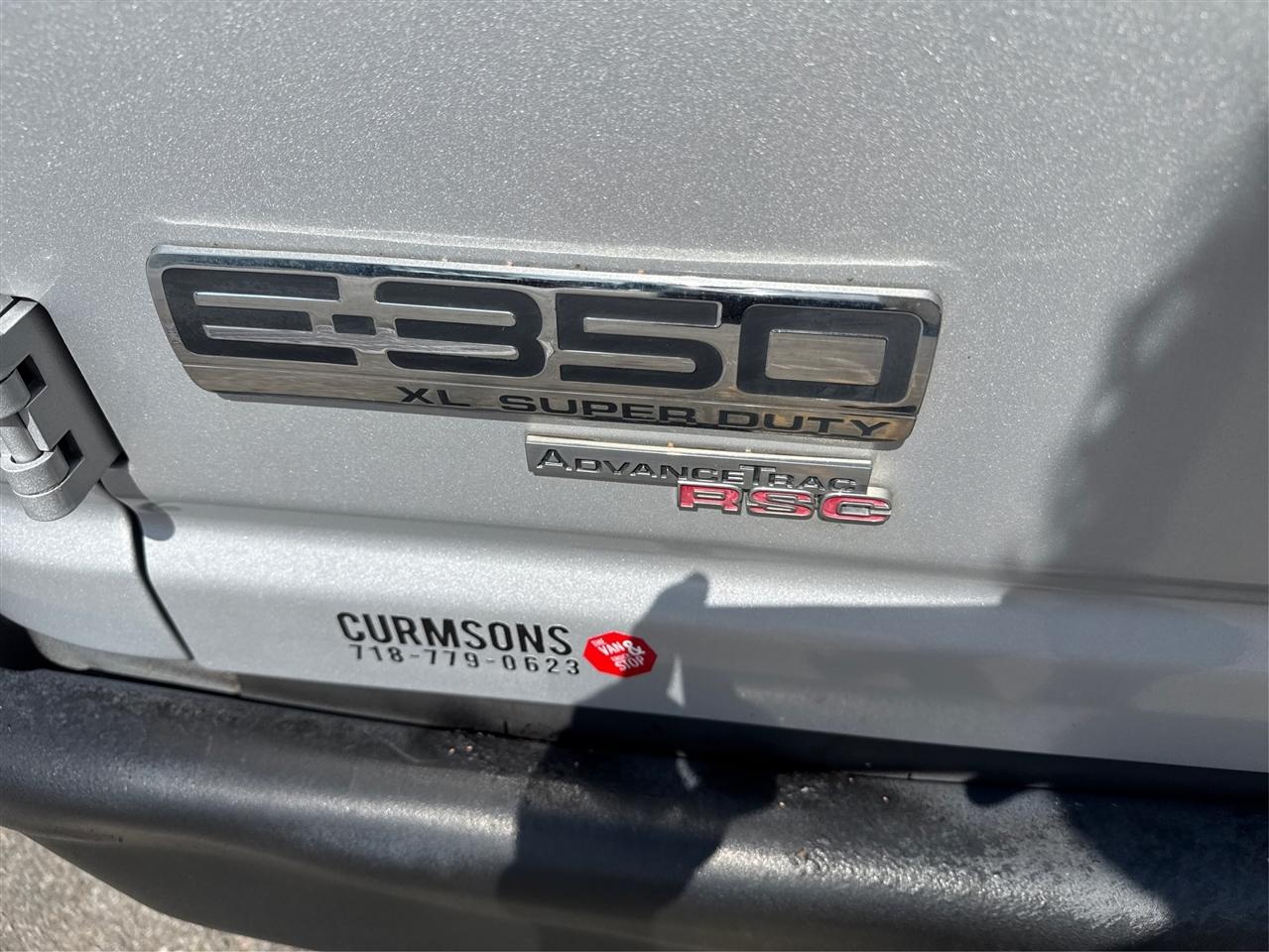 Ford Econoline Wagon E-350 Super Duty Ext XLT 2009