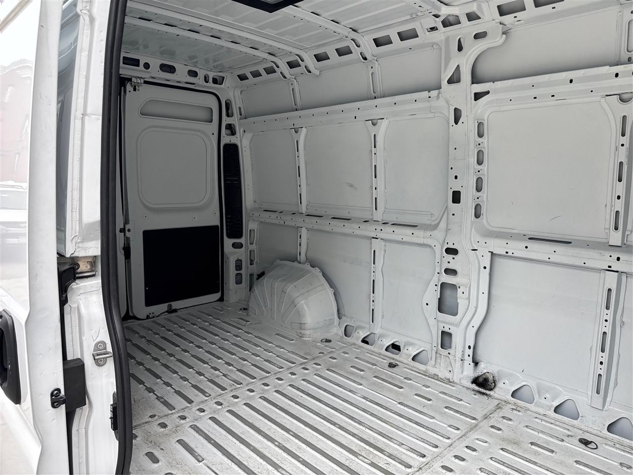 RAM ProMaster Cargo Van Tradesman 2500 High Roof 159" WB w/Pass Seat 2024