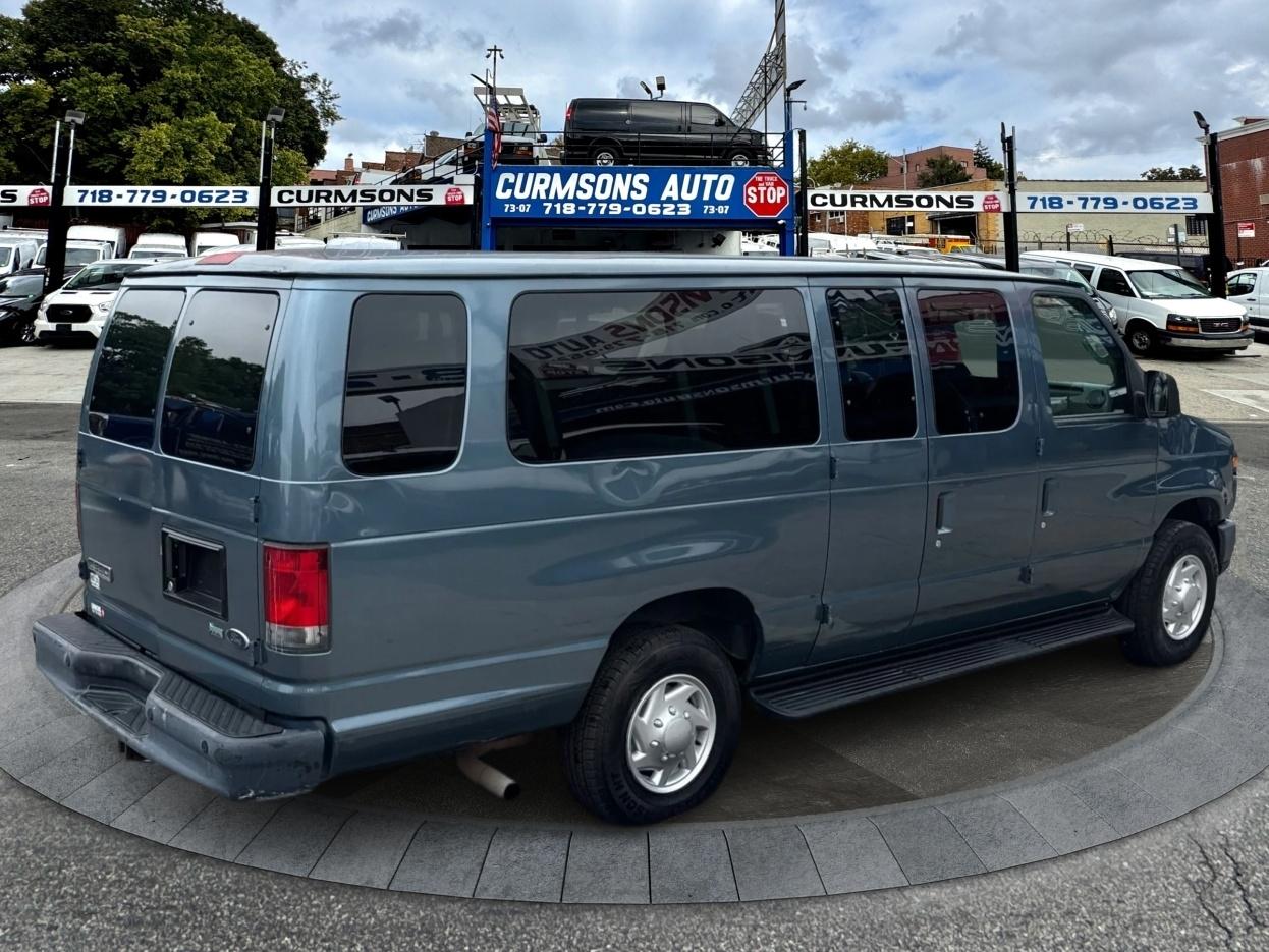Ford Econoline Wagon E-350 Super Duty Ext XLT 2014