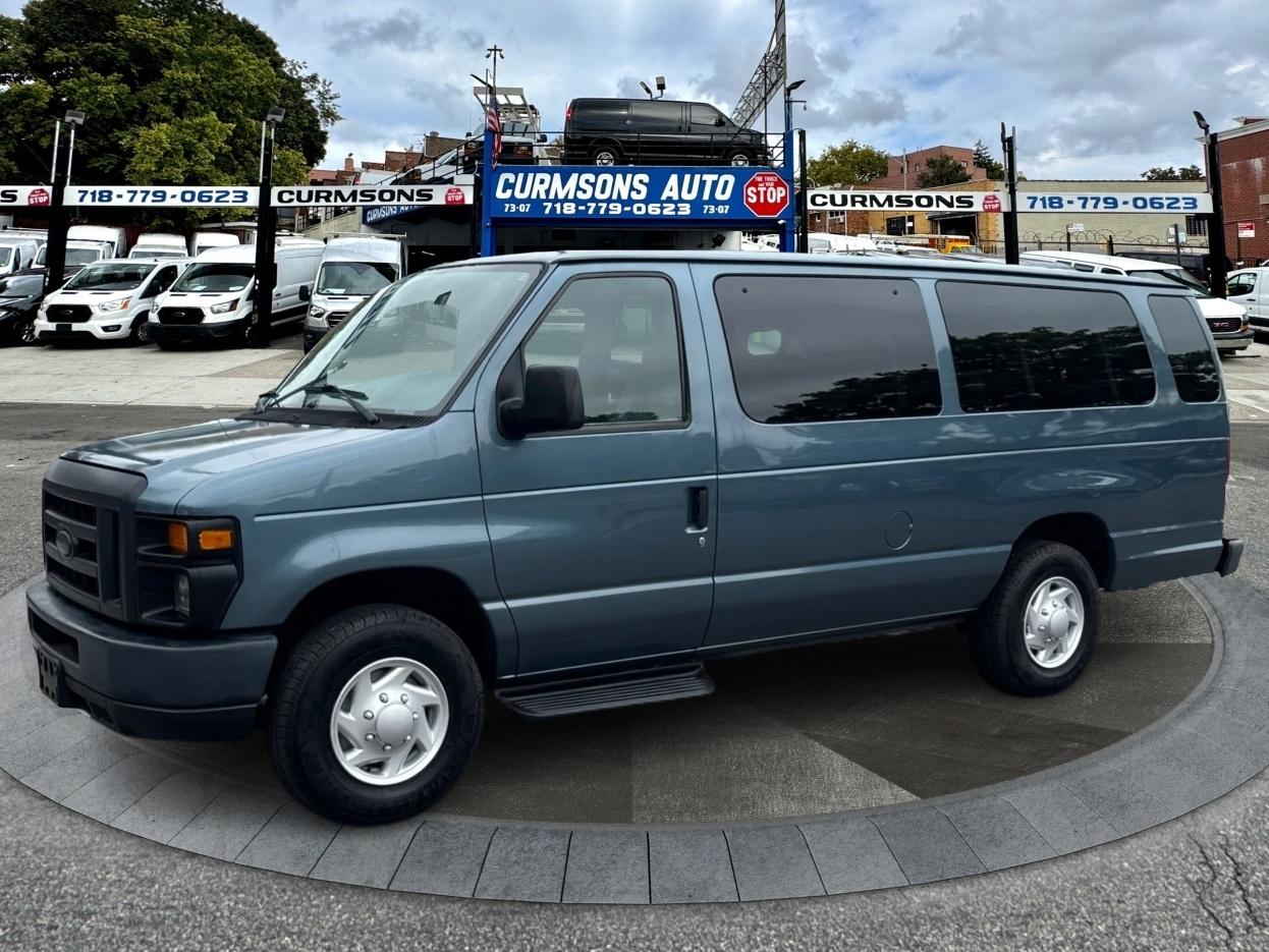 Ford Econoline Wagon E-350 Super Duty Ext XLT 2014