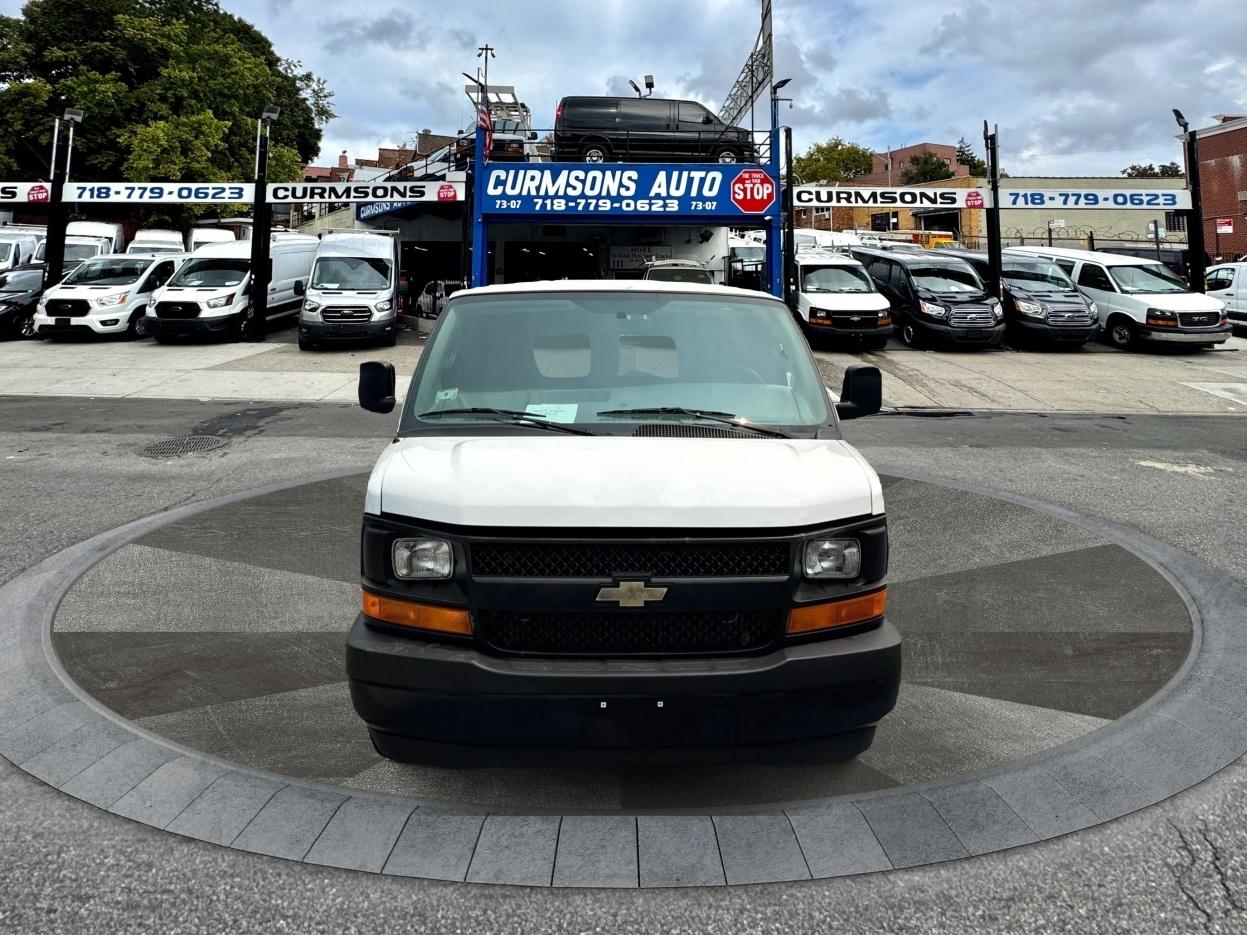 Chevrolet Express Passenger RWD 2500 135" LS 2017