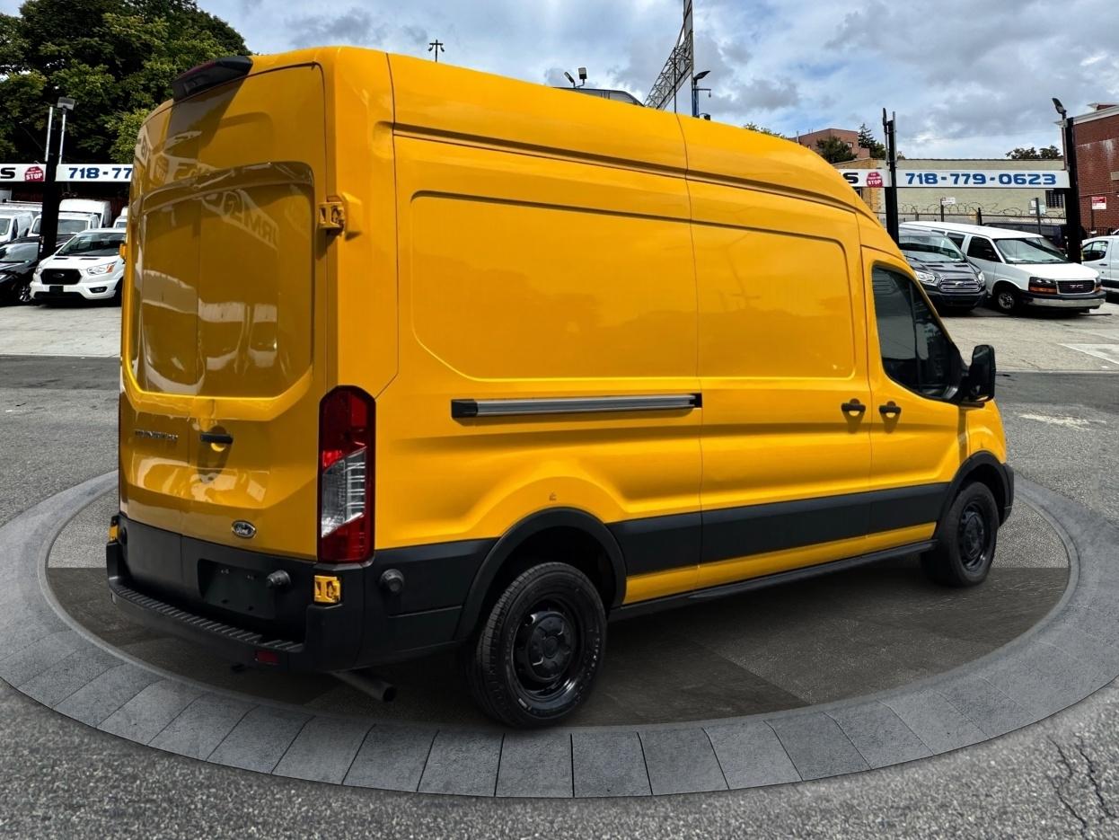 Ford Transit Cargo Van T-250 148" Hi Rf 9070 GVWR RWD 2023