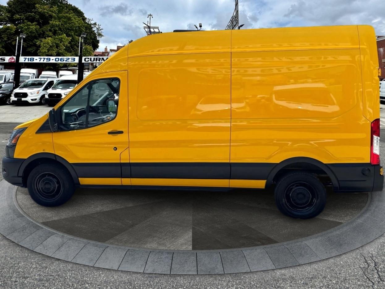 Ford Transit Cargo Van T-250 148" Hi Rf 9070 GVWR RWD 2023