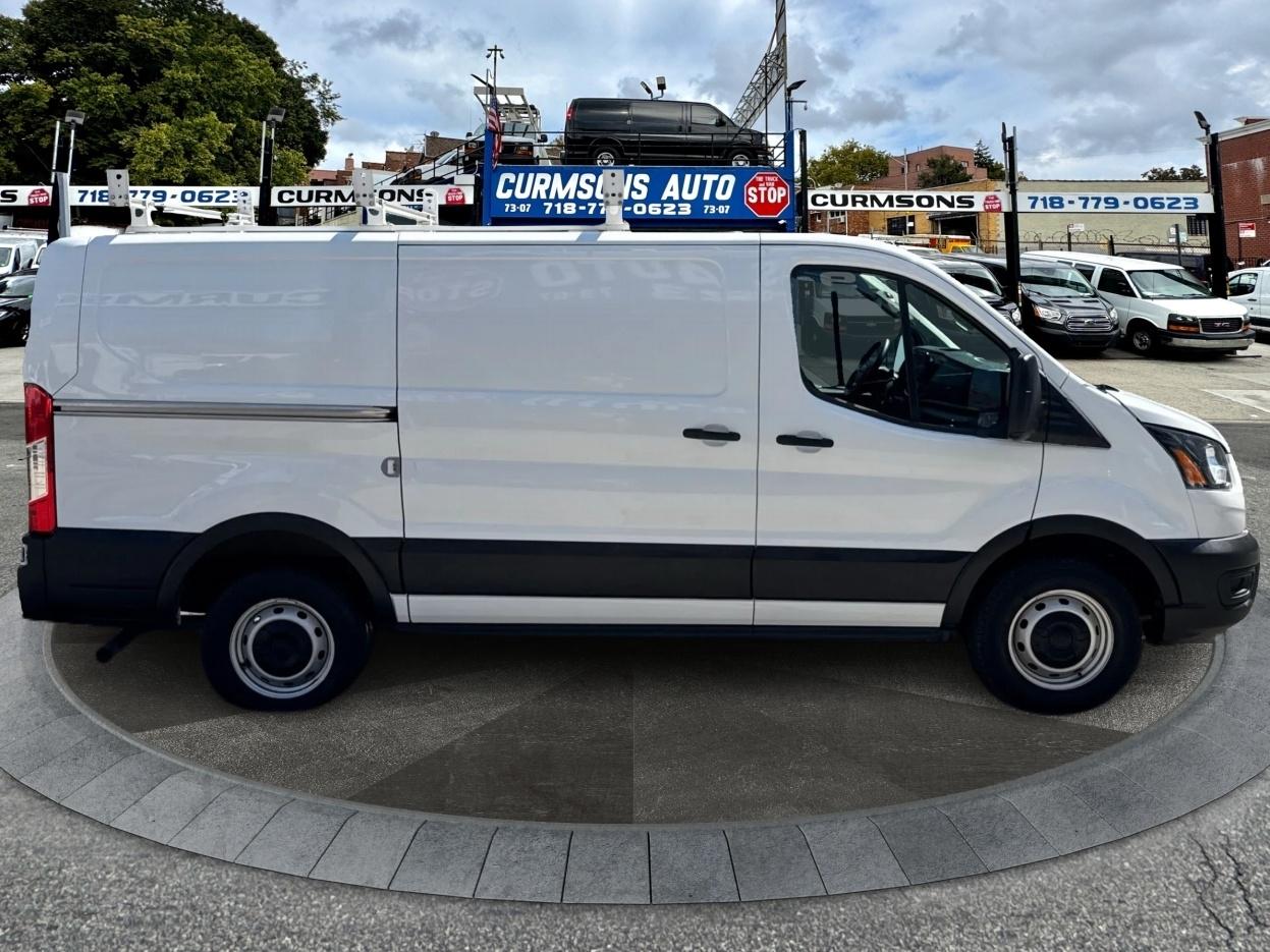 Ford Transit Cargo Van T-250 130" Low Rf 9070 GVWR RWD 2023