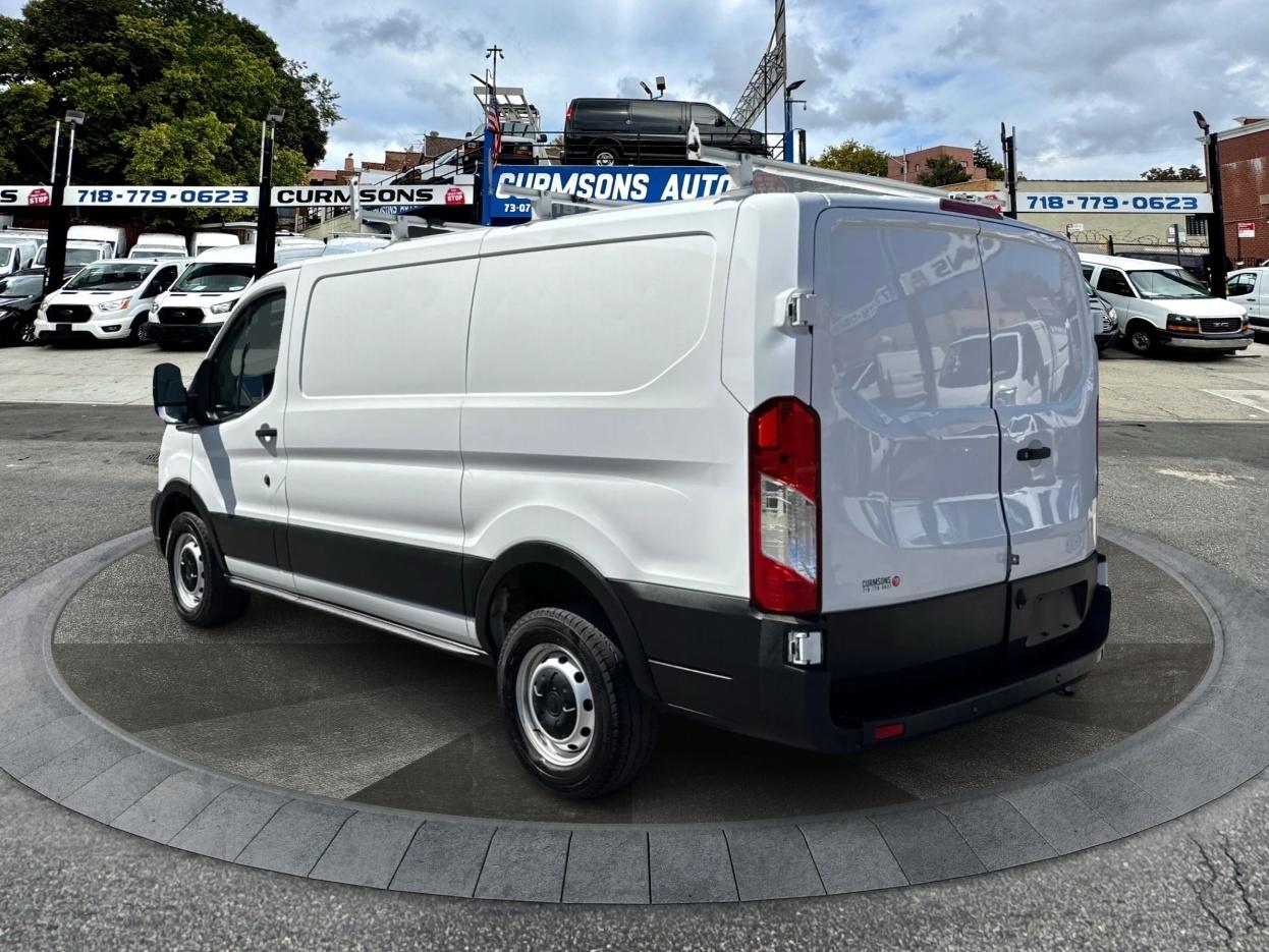 Ford Transit Cargo Van T-250 130" Low Rf 9070 GVWR RWD 2023