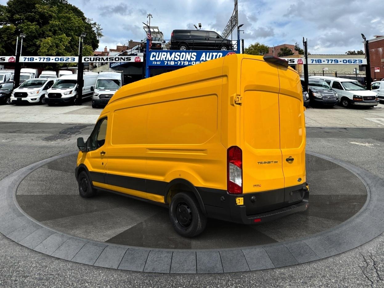 Ford Transit Cargo Van T-250 148" Hi Rf 9070 GVWR RWD 2023