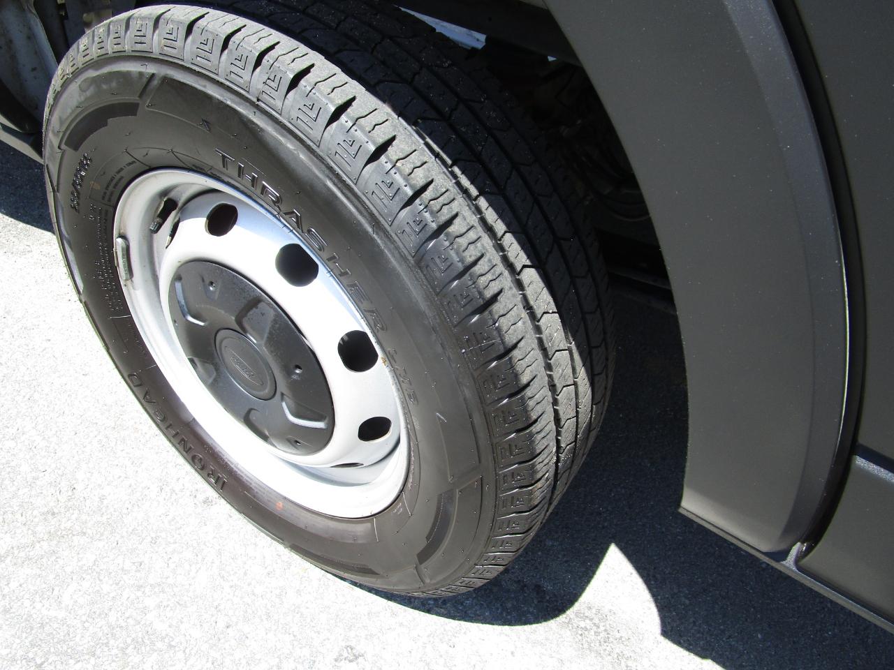 Ford Transit Cargo Van T-250 148" Hi Rf 9070 GVWR RWD 2025