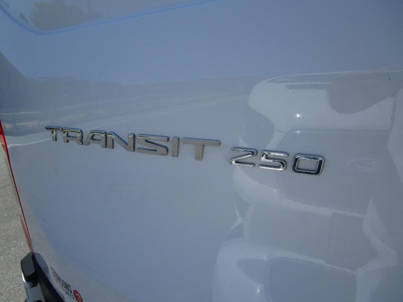Ford Transit Cargo Van T-250 148" Hi Rf 9070 GVWR RWD 2025