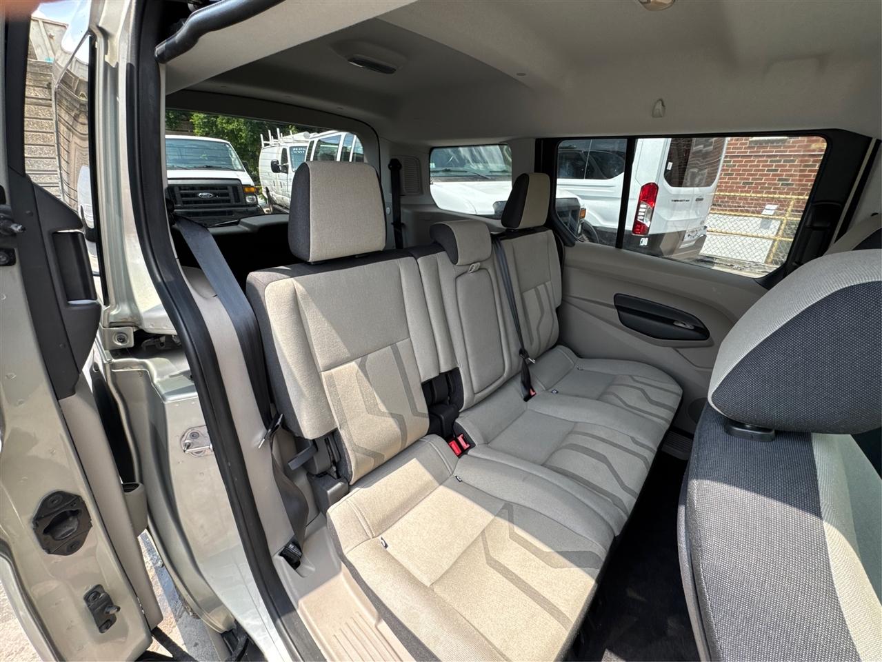 Ford Transit Connect Wagon 4dr Wgn LWB XLT w/Rear Liftgate 2014
