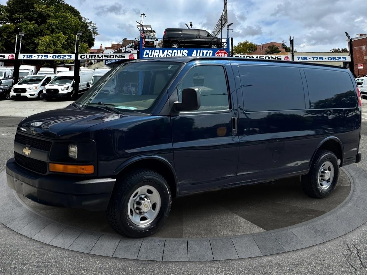 Chevrolet Express Cargo Van RWD 3500 135" 2011